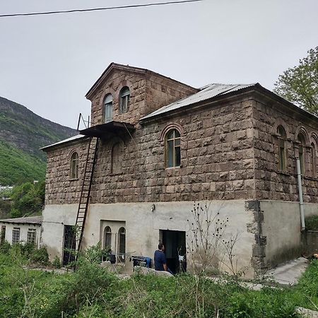 Tumanyan Bathhouse Hostel Bagian luar foto