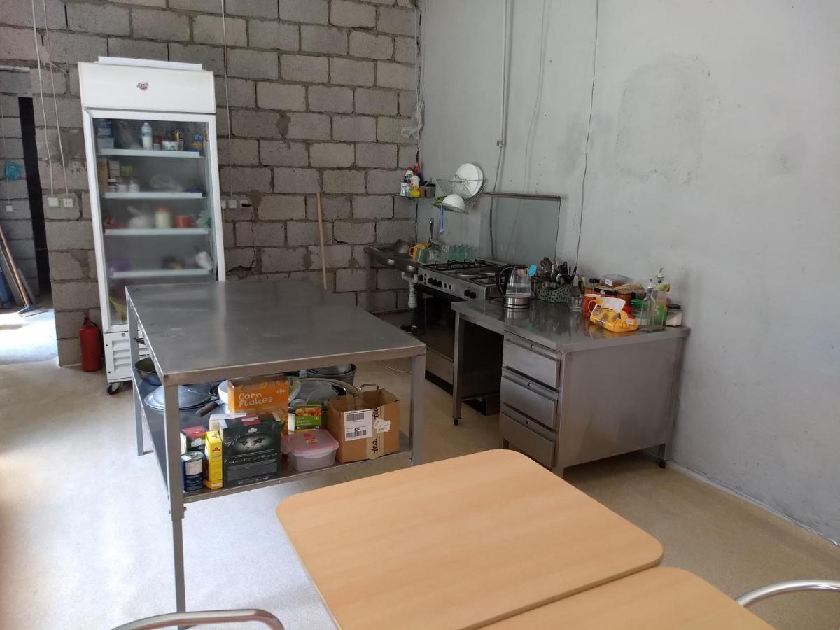 Tumanyan Bathhouse Hostel Bagian luar foto