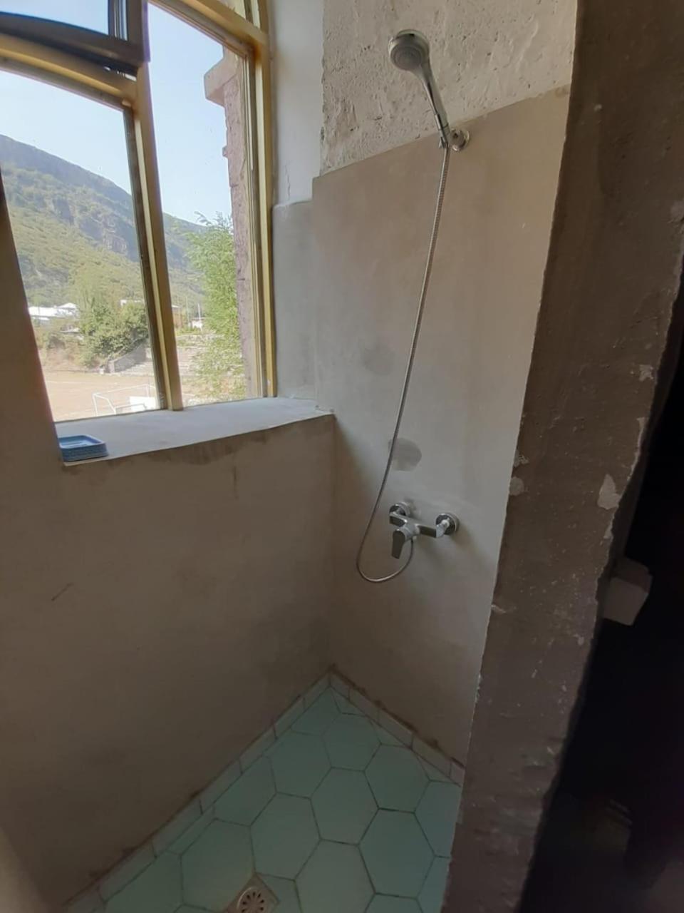 Tumanyan Bathhouse Hostel Bagian luar foto