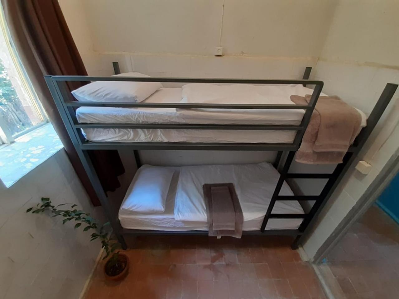 Tumanyan Bathhouse Hostel Bagian luar foto