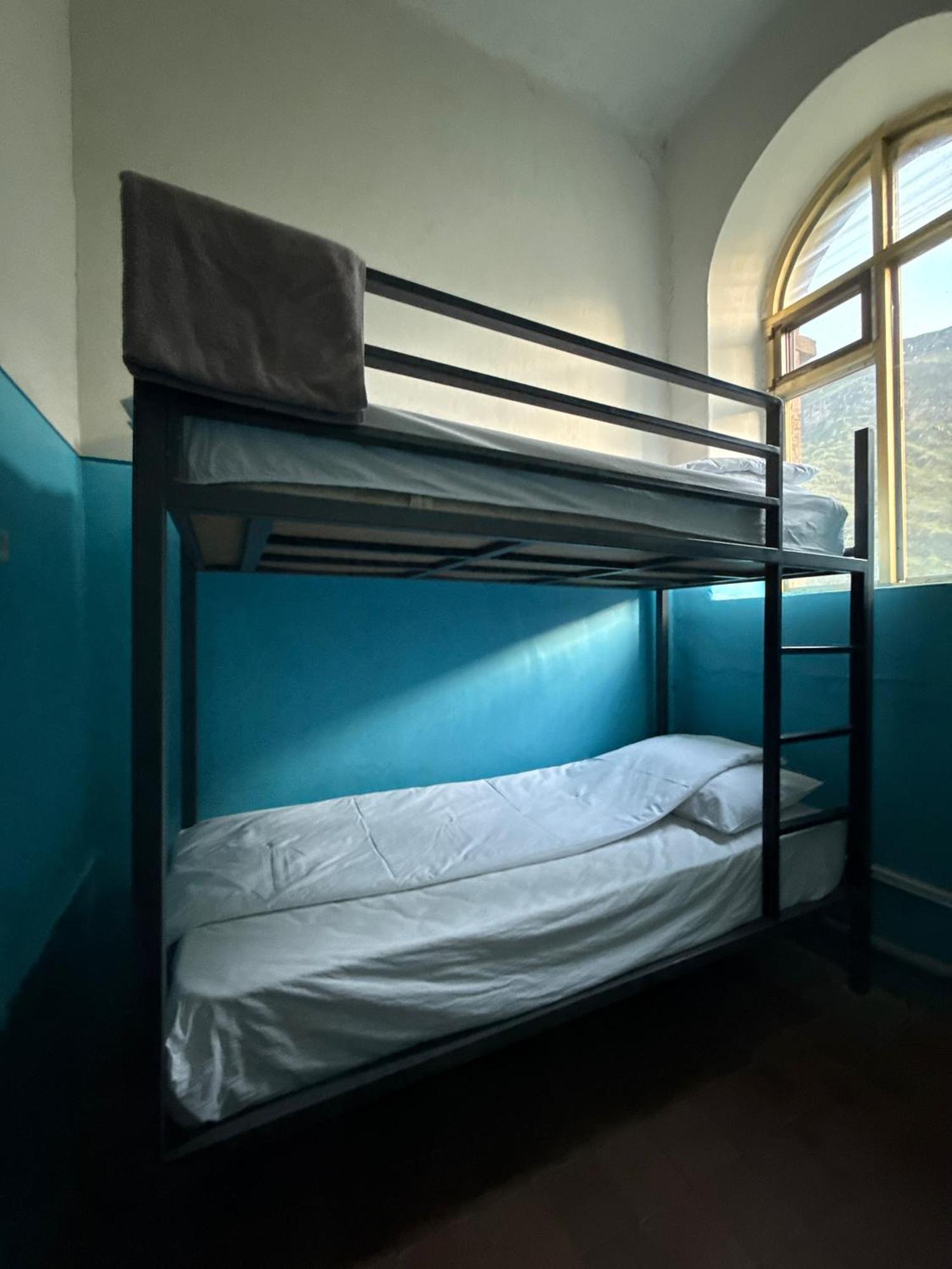 Tumanyan Bathhouse Hostel Bagian luar foto