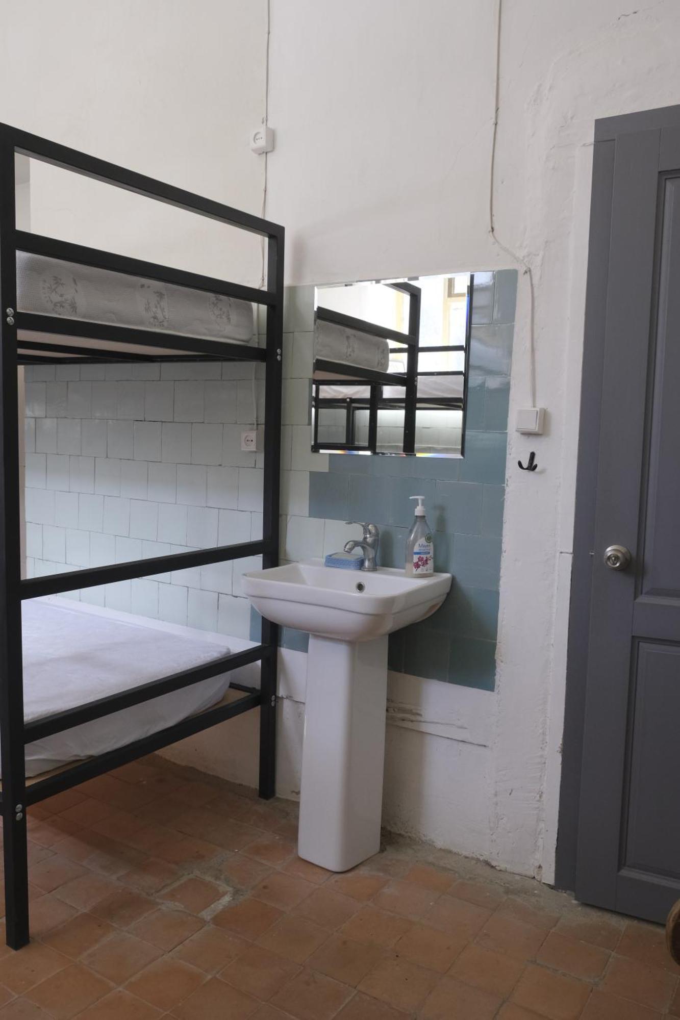Tumanyan Bathhouse Hostel Bagian luar foto