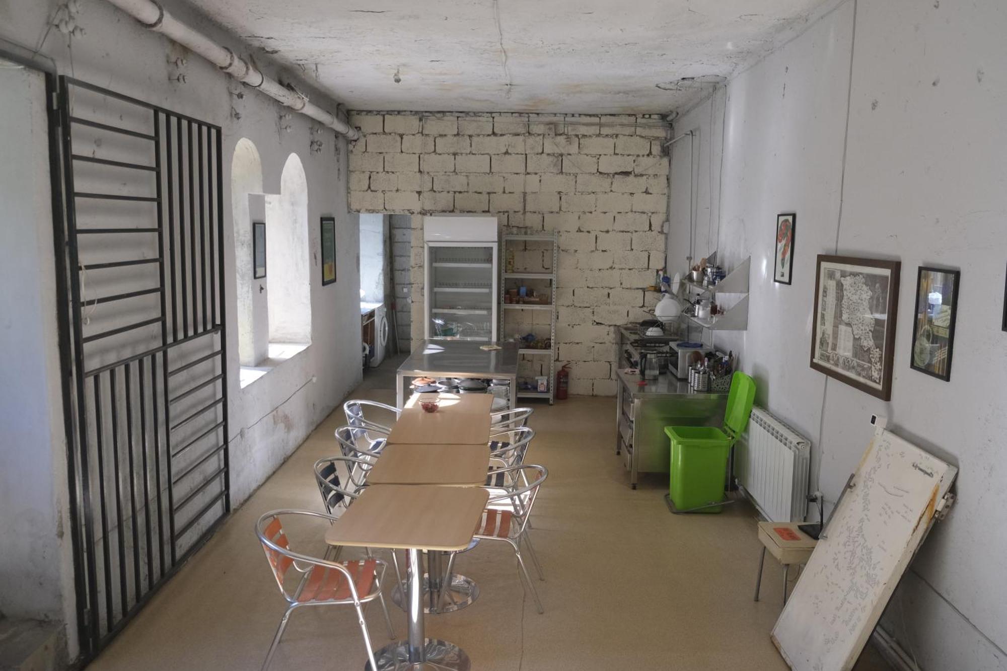 Tumanyan Bathhouse Hostel Bagian luar foto